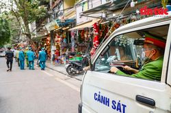 Hà Nội: Chi tiết 10 chốt cấm đường khu vực hồ Gươm và Nhà thờ lớn đêm Noel