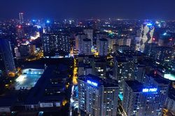 Mạng xã hội xôn xao vì dư chấn động đất ở Hà Nội trong đêm Noel