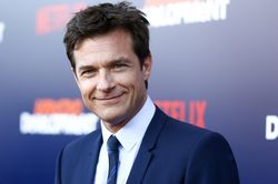 Jason Bateman được vinh danh là Người đàn ông của năm