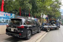 Hà Nội phát hiện thêm xe Lexus đeo biển số giả