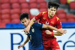 BLV Quang Huy: 'Tuyển Việt Nam sẽ dồn sức khai thác trung vệ Thái Lan'