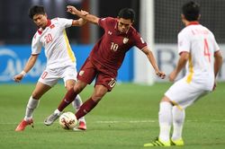 HLV Polking tự hào: 'Tuyển Thái Lan phòng ngự quá hay'