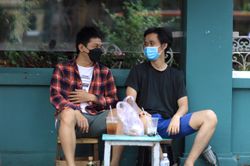 Thêm 14.867 ca mắc Covid-19, Hà Nội có 1.948 và TP.HCM 560 F0
