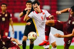 Báo chí khu vực đồng loạt ngả mũ trước tinh thần không bỏ cuộc của ĐT Việt Nam