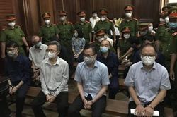 Bị cáo Tất Thành Cang phản bác toàn bộ cáo trạng