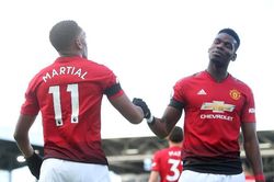 Ralf Rangnick giải quyết Pogba, Martial nhanh gọn cho MU