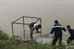 Tìm thấy thi thể nam thanh niên nhảy cầu Bến Thủy 4 ngày trước