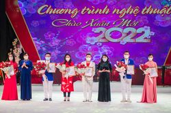 Tuyên dương các nghệ sĩ đạt thành tích xuất sắc