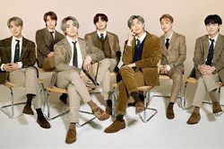 Chuẩn bạn gái của BTS cần đạt tiêu chí gì?