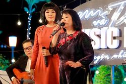 Cẩm Vân cùng dàn sao trẻ kể chuyện tình Trịnh Công Sơn trong show xuyên Việt
