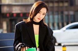 Về nhà bạn trai ra mắt, mẹ anh mời cả 'con dâu hụt' đến nhưng tôi chỉ hỏi một câu trên mâm cơm mà tình thế xoay chuyển