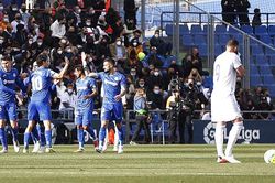 Getafe 1-0 Real Madrid: Militao mắc sai lầm, Real Madrid thua sốc đầu năm mới