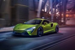 Siêu xe McLaren Artura hoãn lịch bán ra tới tháng 7/2022
