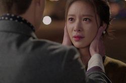 Lấy chồng giám đốc, ở biệt thự, đi xe sang, nhưng có ai biết sự trừng phạt đau đớn mà tôi phải hứng