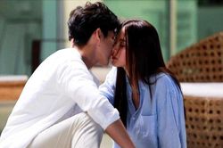 Nghiện sex, tôi đã 'dụ' bạn trai sống thử
