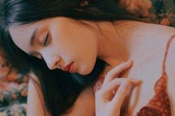 Nữ giới có đặc điểm này nhu cầu rất cao, cực giỏi trong 'chuyện ấy', đàn ông tinh ý là biết liền
