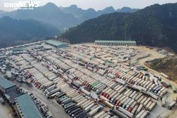 Nông sản nghẽn ở cửa khẩu phía Bắc: Nhiều FTA đã ký, vì sao xuất khẩu vẫn tắc?