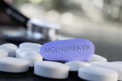 51 tỉnh, thành sử dụng thuốc Molnupiravir trong điều trị COVID-19 có kiểm soát