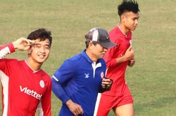 Cựu trợ lý HLV Park Hang-seo gia nhập Viettel FC