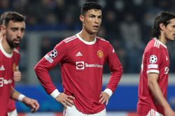 Tin MU 5/1: Mua tiền vệ ngôi sao của CLB Đức, rối loạn ở phòng thay đồ