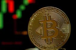 Giới đầu tư thận trọng khi Bitcoin liên tục lao dốc