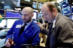 Chứng khoán Mỹ: Cổ phiếu công nghệ tiếp tục bị bán tháo, Nasdaq Composite lao dốc liền 3 phiên