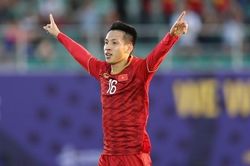 Chốt danh sách cầu thủ tuyển Việt Nam: Đỗ Hùng Dũng trở lại, Tuấn Anh bị loại