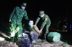 BĐBP Quảng Trị thu giữ gần 3 tạ pháo hoa