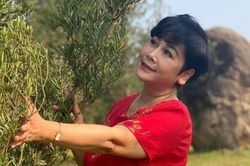Cuộc sống hiện tại của NSND Minh Hằng sau khi chồng và bố ruột đồng loạt ra đi