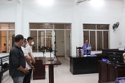 Xích mích khi xem đá gà, rủ người đánh trả thù