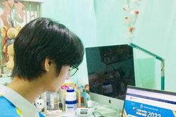Thủ khoa điển trai ngành Ngôn ngữ Anh: Thu nhập 20 triệu đồng khi chưa nhận bằng