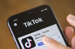 Thuật toán AI Tiktok - thông minh quá hóa... nguy hiểm