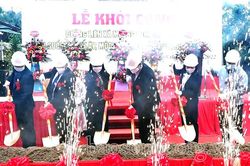 Khởi công tuyến đường liên xã Mường Lựm đi Tân Lập