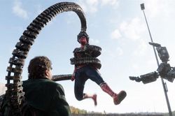 'Spider-Man: No Way Home' tiếp tục thống trị phòng vé