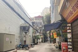 'Thiên đường' ăn vặt ngõ Xuân Thủy ế ẩm, nhiều quán đóng cửa 'nghỉ Tết sớm'