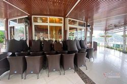 Bị bắt xét nghiệm cho khách, hàng loạt cửa hàng ăn uống ở Hải Dương đóng cửa