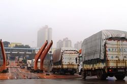 Quảng Ninh: Khôi phục thông quan tại cửa khẩu quốc tế Móng Cái