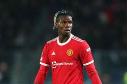 Man United muốn gia hạn hợp đồng của Pogba: Chi tiền nuôi bệnh binh