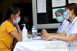 Tiêm nhắc lại mũi 3 vắc xin COVID-19: Đảm bảo an toàn, nhanh chóng, hiệu quảTin khácTiêm nhắc lại mũi 3 vắc xin COVID-19: Đảm bảo an toàn, nhanh chóng, hiệu quảĐẩy mạnh các giải pháp hỗ trợ tiêu thụ nông sản ùn ứ tại khu vực cửa khẩu