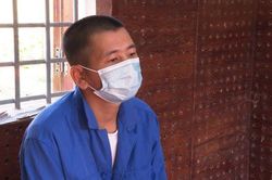 Đạp chết con riêng 2 tuổi của vợ hờ