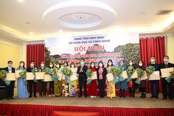 Tổng kết hoạt động khoa học công nghệ và trao thưởng Sáng kiến cấp tỉnh năm 2021