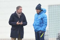 Conte ra yêu sách với chủ tịch Tottenham