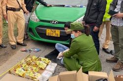 Vận chuyển 10kg ma túy đá giấu dưới ghế phụ xe ôtô