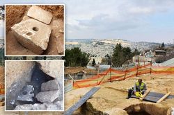Phát hiện 'kinh hoàng' trong hố phân các dinh thự giàu có nhất Jerusalem cách đây 2700 năm