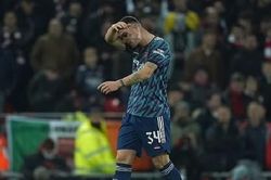 CĐV Arsenal đòi CLB 'tống cổ' Granit Xhaka
