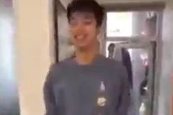 Clip: Nam sinh nghĩ ra chiêu mới cực 'lươn lẹo' để qua môn thể dục online, thầy cô nhìn chắc tức anh ách