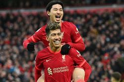 Liverpool chiếm vị trí thứ 2 của Chelsea