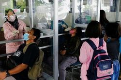Thủ đô Trung Quốc phát hiện ca mắc Omicron đầu tiên, Indonesia ghi nhận kỷ lục Covid-19