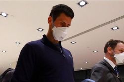 Thua kiện, Djokovic lập tức lên máy bay rời Australia