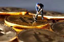 Thợ đào vẫn lãi đậm dù Bitcoin giảm giá mạnh